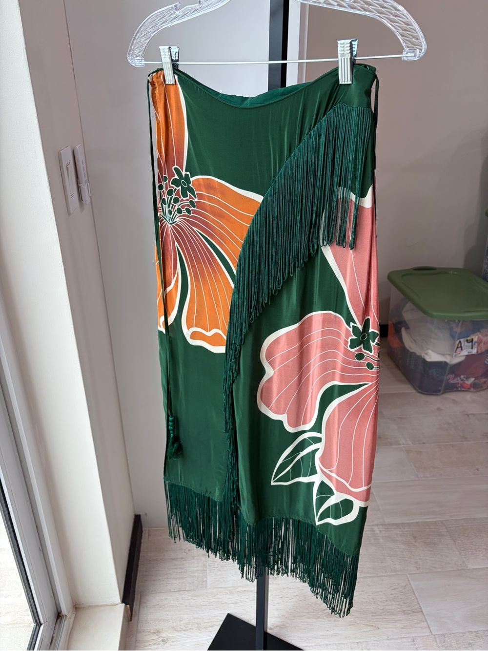 Farm Rio: Green Honolulu Flowers Fringe
Maxi Skirt - Picture 8 of 10